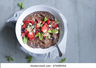 Chocolate Strawberry Smoothie Bowl