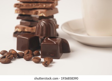 1,048,752 Chocolate on table Images, Stock Photos & Vectors | Shutterstock