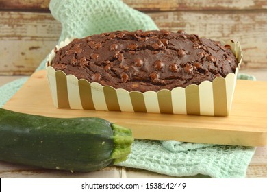 Chocolate zucchini bread with chocolate chips