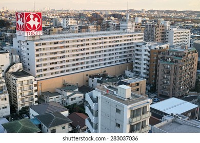 CHOFU, TOKYO - DECEMBER 14, 2014: Tokyu Store Supermarket In Chofu City, Western Tokyo. It Belongs To Tokyu Group And Has Several Outlets Mainly In Kanto Area In Japan.