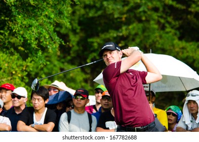 CHONBURI - DECEMBER 14 : Justin Rose Of England Player In Thailand Golf Championship 2013 At Amata Spring Country Club On December 14, 2013 In Chonburi, Thailand.