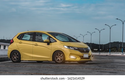 Honda Fit Images Stock Photos Vectors Shutterstock