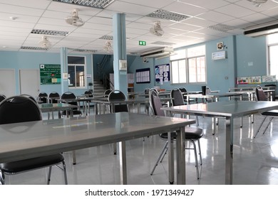 CHONBURI,THAILAND,MAY 04,2021:Canteen In Factory Or Company During The Coronavirus(COVID-19)to Cite The Distance. Modern Cafeteria Interior. Clean Canteen In Modern School. Lunch Room.