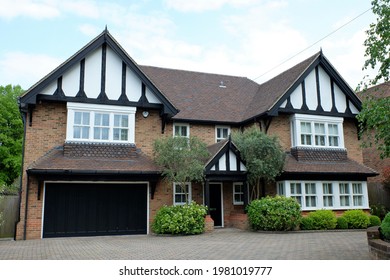 Chorleywood, Hertfordshire, England, UK - May 27th 2021: Large Detached Property With Mock Tudor Features And Integral Garage