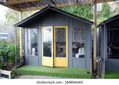 Chorleywood, Hertfordshire, England, UK - November 5th 2020: Wooden Cabin For Family Dining Outside Pub During The Coronavirus (Covid-19) Pandemic