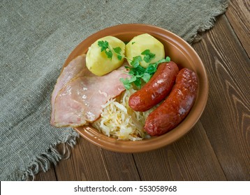 Choucroute Garnie Images Stock Photos Vectors Shutterstock