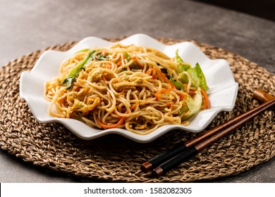 Chow Mein Noodles Dish,chinses Food