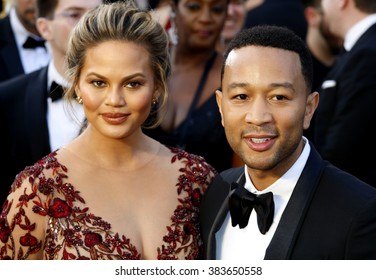 Chrissy Teigen Bilder Stockfotos Und Vektorgrafiken Shutterstock