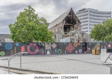 CHRISTCHURCH, NEW ZEALAND - December 03 2019: Cityscape With Decorated Fence At Collapsed Cathedral Rebuilding Site , Shot On December 03 2019 At Christchurch, South Island, New Zealand
