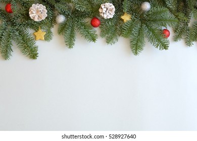 3,692 Sparkly Pine Tree Branch Images, Stock Photos & Vectors ...