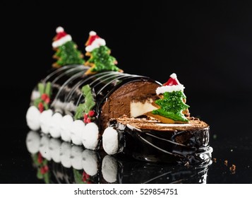 Christmas Chocolate Yule Log 