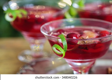 Christmas Cranberry Cocktail