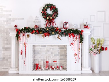 Christmas decoration with fireplace in the room