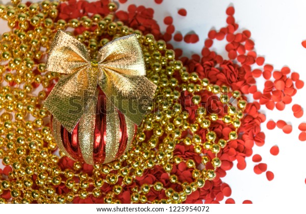 gold bead christmas decorations