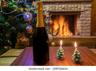 Christmas Eve Cozy Fireplace Champagne Wine Stock Photo 1589106616 ...