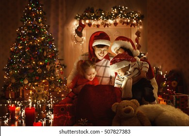 Christmas Family Open Present Gift Bag, Looking to Magic Light in Night Xmas Tree Interior