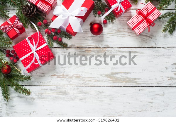 Stock Regali Di Natale.Confezione Regalo Natalizia Regali Di Natale Foto Stock Modifica Ora 519826402