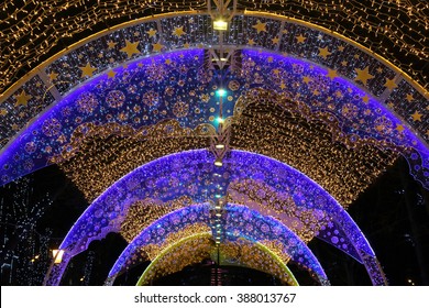 11,439 Christmas lights tunnel Images, Stock Photos & Vectors ...