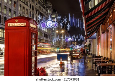 243,816 Christmas street lights Images, Stock Photos & Vectors ...