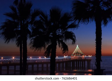 Christmas At Manhattan Beach Pier In California