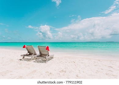 Christmas On Beach Chair Lounges Santa Stock Photo 779111902 | Shutterstock