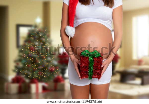 pregnant woman christmas present