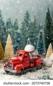 380 Red Christmas Truck Scene Images, Stock Photos & Vectors | Shutterstock