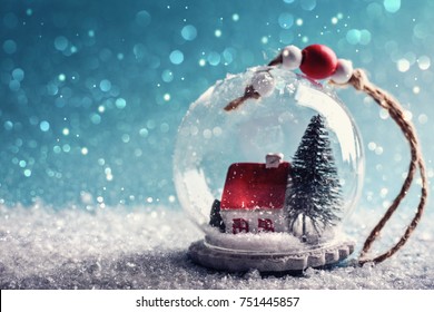 Christmas Snow Globe 
