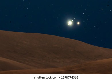 The Christmas Star Moving Across The Night Sky At Atacama Desert As The Three Kings Saw It 2020 Years Before. An Amazing Time Lapse View Of The Great Conjunction Between Jupiter And Saturn Planets