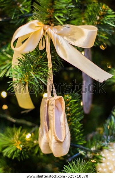 ballet shoe tree decorations