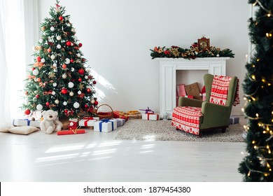 Interior Christmas Tree Chimney Stock Photo 537754096 | Shutterstock