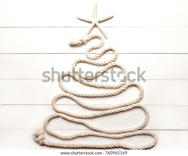 rope christmas tree