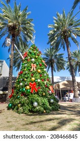 Christmas Tree In Miami