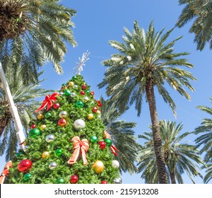 Christmas Tree In Miami