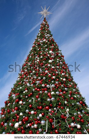 christmas tree national harbor on potomac stock photo edit now national harbor christmas