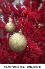 Christmas tree Red