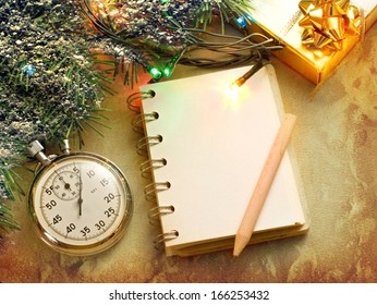 Christmas Tree, Stopwatch, Gift And Notepad