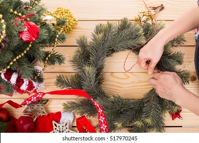 Christmas Wreath Decoration With Hand Made DIY ,do It By Yourself.