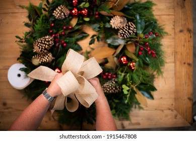 Christmas Wreath Making Instructional Photo