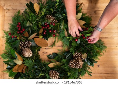 Christmas Wreath Making Instructional Photo