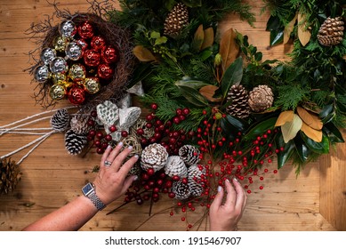 Christmas Wreath Making Instructional Photo