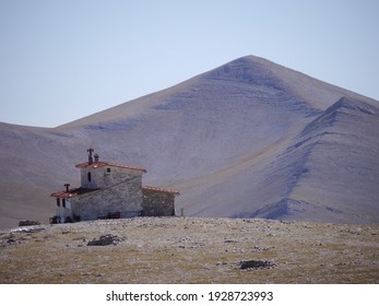 Christos Kakkalos Refuge Olympus Mountain