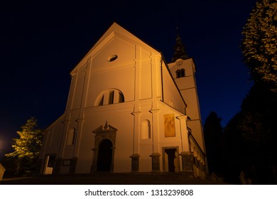 Church Of Holly Trinity (Sv. Trojica) Above Vrhniko