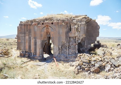 The Church Of The Holy Apostles, Ani Ruins