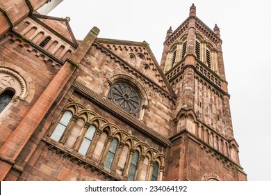 Church Of The Holy Trinity By Rittenhouse Square Park In Philadelphia, Pennsylvania.