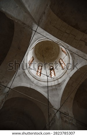 Church of the Intercession on the Nerl. Interior. The 12th-century church