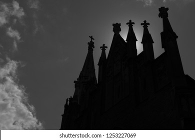 Church silhouette (black and white) 