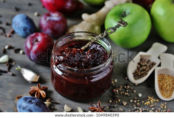 chutney sauce made from red plum and apples.\
Indian cuisine, popular in England. As an additive to meat, rice\
and other simple\
dishes.