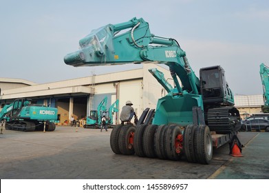 kobelco loader