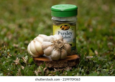 Cibubur, Indonesia, September 9, 2022: Parsley Flakes And Garlic Seasoning For Cooking